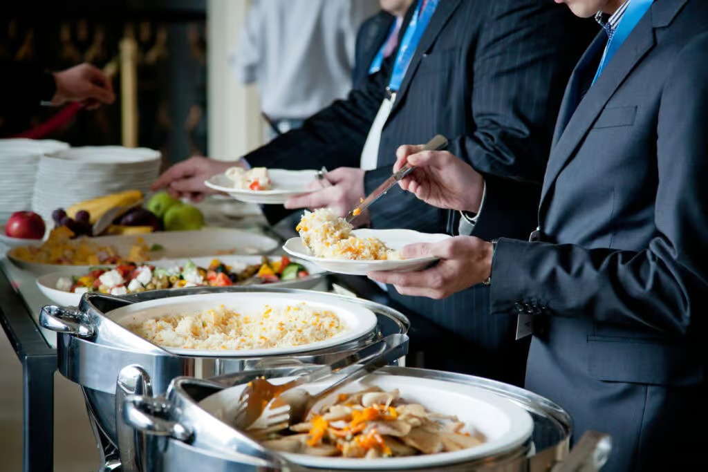 Cost-effective catering resource management
