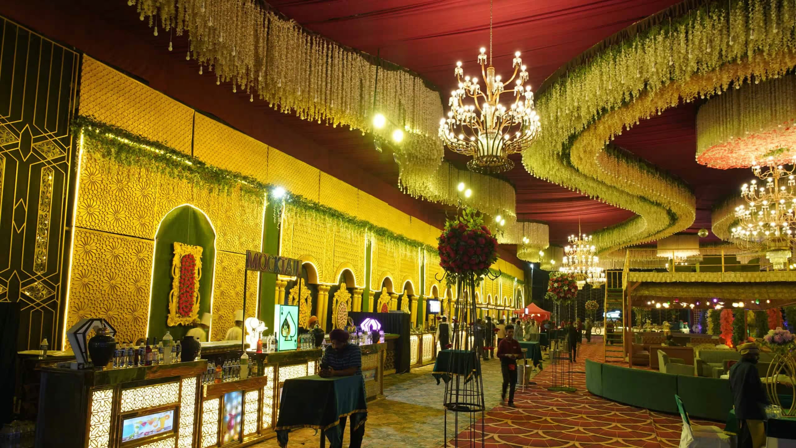 Grand hanging floral décor corridor
